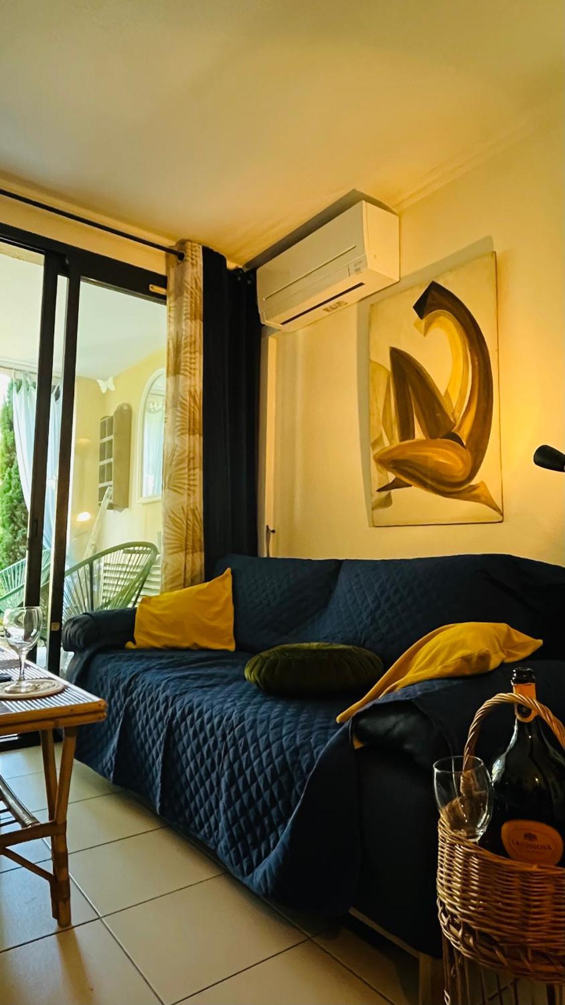 Piscine-parc-tennis Apartment